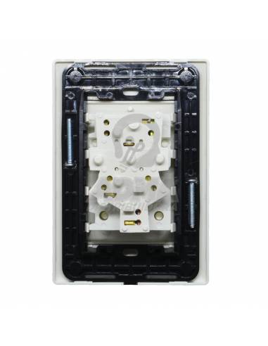 LLAVE DE LUZ COMPLETA TOMA UNIVERSAL...